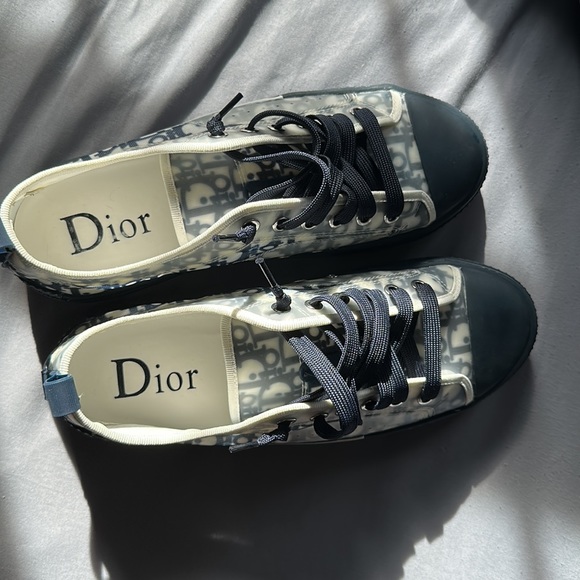 barely work - Picture 2 of 4